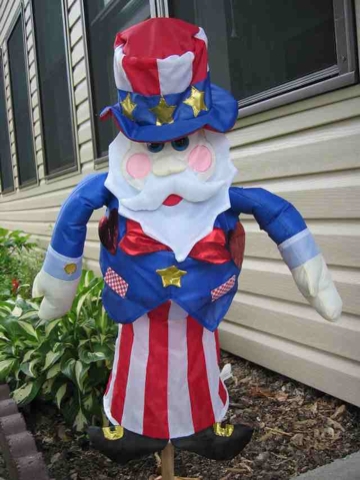 Uncle Sam says Happy Fourth of July