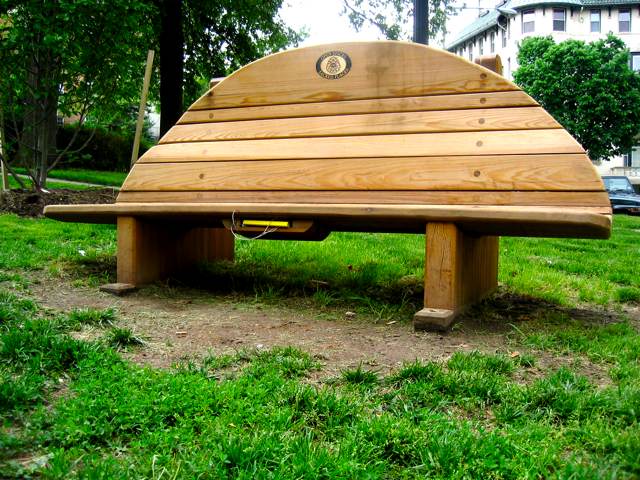 A beautiful and comfy park bench in Kalorama Park.