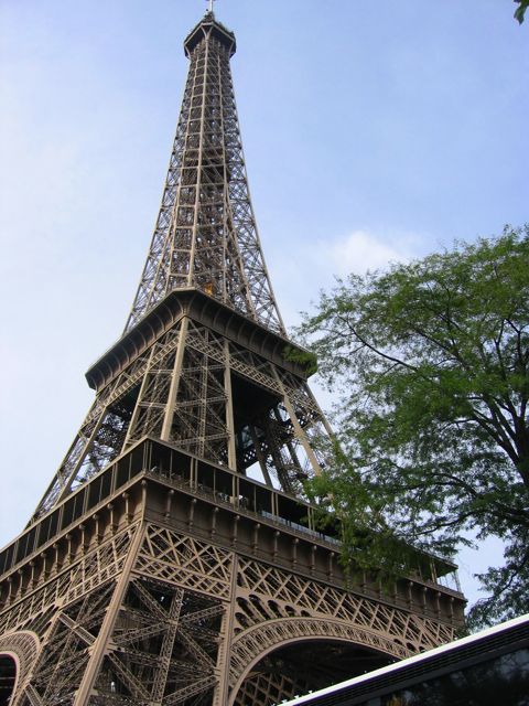 eiffel tower outline. The Eiffel Tower!