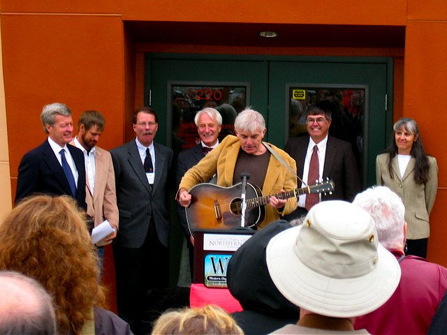 Billings Mayor Ron Tussing plays  guitar and sings.